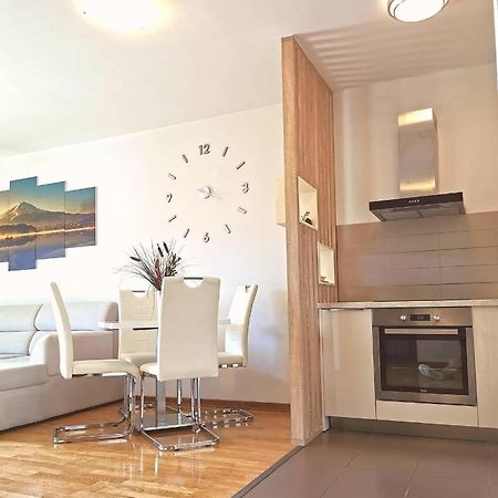Apartment Stefano Бар Екстериор снимка